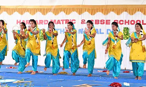 கூடங்குளம் ஹார்வேர்ட் ஹைடெக் மெட்ரிக் பள்ளி ஆண்டு விழா