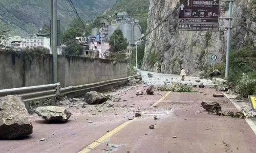 சீனாவில் சக்திவாய்ந்த நிலநடுக்கம் - பலி எண்ணிக்கை 21 ஆக அதிகரிப்பு