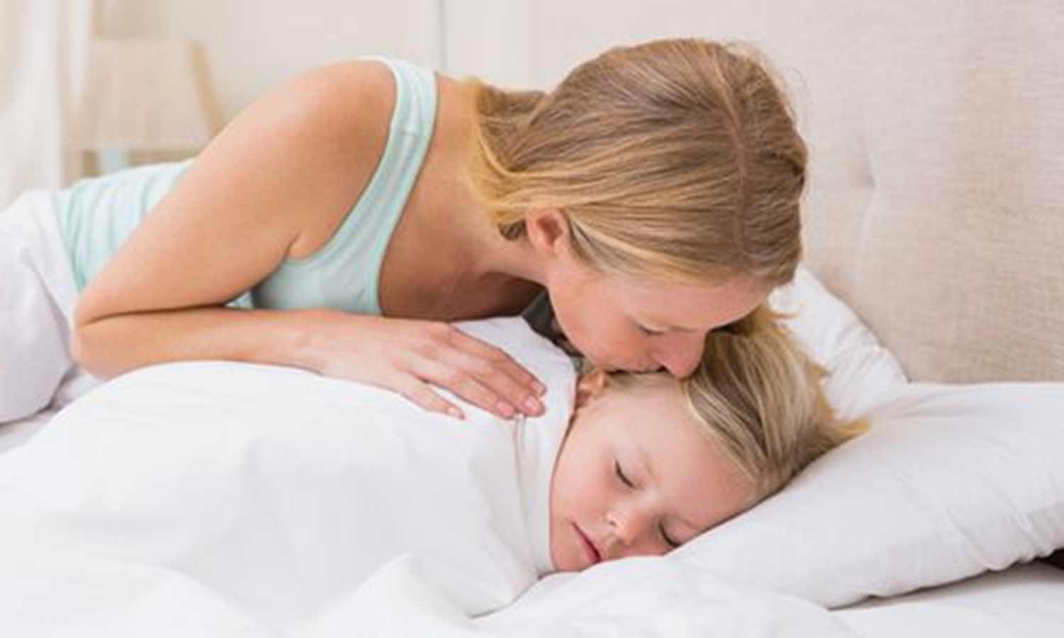 குழந்தையை எளிதாக தூங்க வைக்கும் ஆலோசனைகள் குழந்தையை எளிதாக தூங்க வைக்கும் ஆலோசனைகள்