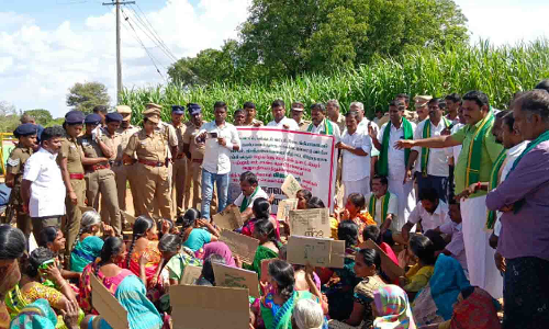 கல்குவாரி உரிமத்தை ரத்து செய்யக்கோரி திருப்பூர் கலெக்டர் அலுவலகம் முன்பு 9-ந்தேதி உண்ணாவிரதம் - விவசாயிகள் அறிவிப்பு