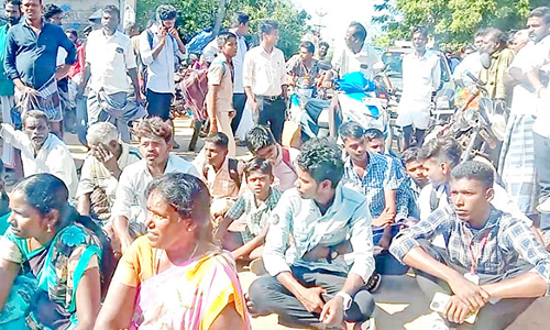 கிராமமக்கள் சாலை மறியல்