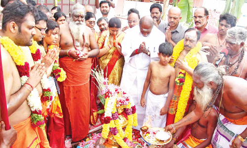 அப்பா பைத்தியம் சாமி கோவில் கும்பாபிஷேகம்: புதுவை முதல்-மந்திரி ரங்கசாமி பங்கேற்பு