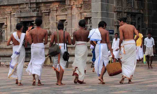 அர்ச்சகர்களுக்கு விருது வழங்கி கவுரவிக்க கோரிக்கை