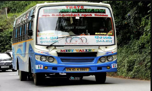 கூடலூர்-கல்பெட்டா இடையே இயக்கப்பட்ட அரசு பஸ் மீண்டும் நிறுத்தப்பட்டதால் பொதுமக்கள் அவதியடைந்து வருகின்றனர்.