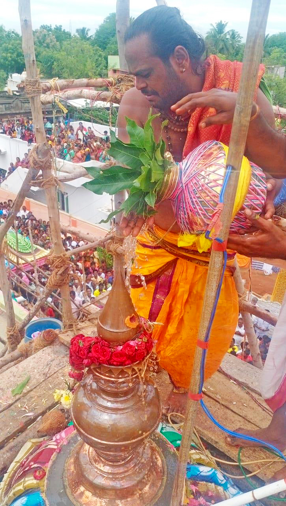 கந்தர்வகோட்டை திரவுபதி அம்மன் கோவில் கும்பாபிஷேக விழா கந்தர்வகோட்டை திரவுபதி அம்மன் கோவில் கும்பாபிஷேக விழா