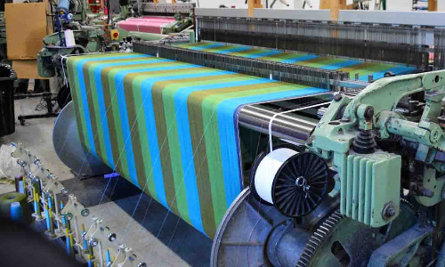 மின் கட்டண உயர்வில் இருந்து விலக்கு அளிக்காவிட்டால்  வேலைநிறுத்தம் - விசைத்தறியாளர்கள் அறிவிப்பு