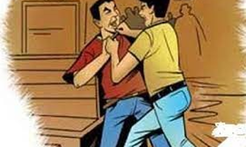 சின்னசேலம் அருகே  பாதை தகராறில் இரு தரப்பினர் மோதல்