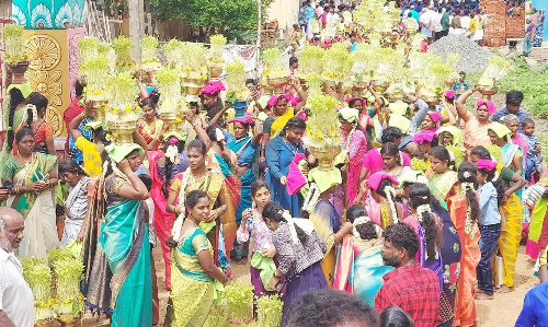 முளைப்பாரி ஊர்வலம்