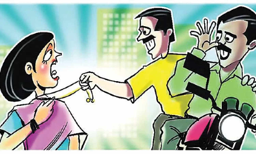 செய்யாறில் பெண் ஊழியரிடம் செயின் பறிப்பு