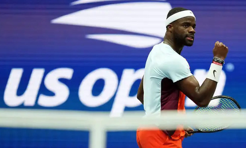 அமெரிக்க ஓபன் டென்னிஸ் - கார்பியா, டியாபோ அரையிறுதிக்கு முன்னேற்றம்