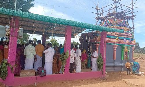 பழமை வாய்ந்த சிவன் கோவில் கும்பாபிஷேகம்