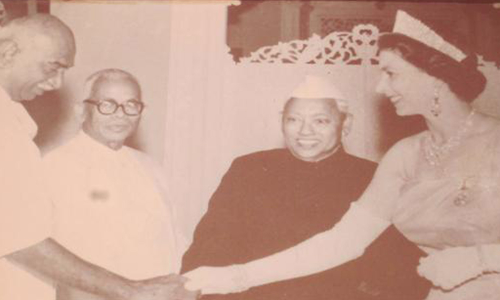 ராணி எலிசபெத் 3 தடவை இந்தியா வந்தார்- நேரு, காமராஜரை சந்தித்த வரலாற்று முக்கியத்துவம்