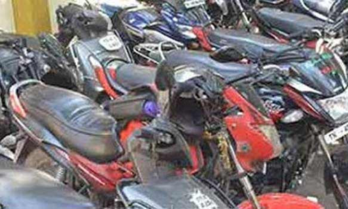 மதுவிலக்கு வழக்குகளில் பறிமுதல் செய்யப்பட்ட வாகனங்கள் ஏலம்