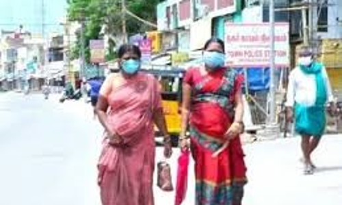 சின்னசேலத்தில் அவலம்  அரசு ஆஸ்பத்திரிக்கு 3 கி.மீ. நடந்தே செல்லும் கர்ப்பிணிகள்