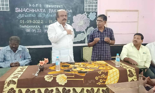 மாணவர்களுக்கு தரமான கல்வி கொடுக்க வேண்டும் -  ஆசிரியர்களுக்கு கென்னடி எம்.எல்.ஏ. வேண்டுகோள்