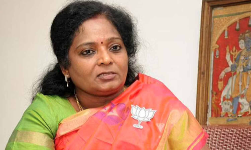 சமூக வலைதளத்தை இளைஞர்கள் நேர்மையாக பயன்படுத்த வேண்டும்-  கவர்னர் தமிழிசை வேண்டுகோள்