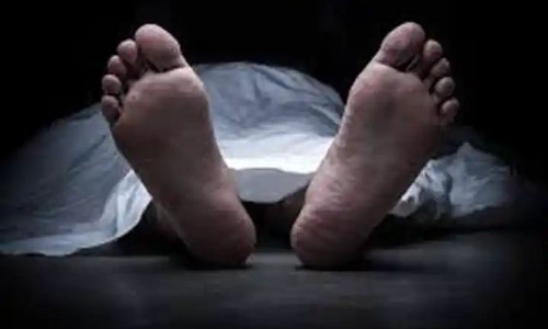 உளுந்தூர்பேட்டை அருகே ரெயில்வே ஊழியர் மோட்டார் சைக்கிள் மோதி சாவு