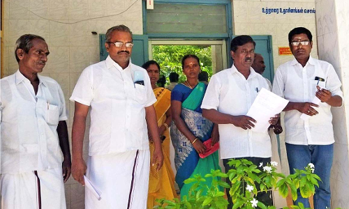 குருவிகுளம்  ஒன்றிய குழு கூட்டத்தில் கவுன்சிலர்கள் வெளிநடப்பு