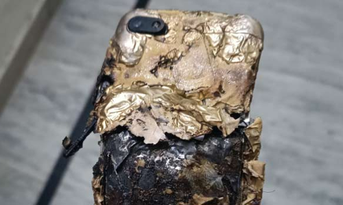 திடீரென வெடித்துச் சிதறிய ஸ்மார்ட்போன் - அருகில் உறங்கிக் கொண்டிருந்த பெண் உயிரிழப்பு!