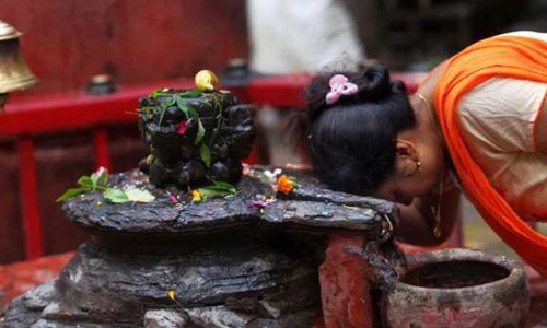 ஆவணி மாத திங்கட்கிழமை விரதம் இருப்பதால் ஏற்படும் நன்மைகள்