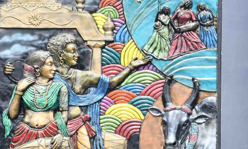 அரசு மருத்துவக்கல்லூரியில் கண்களை கவரும் ஓவியம்