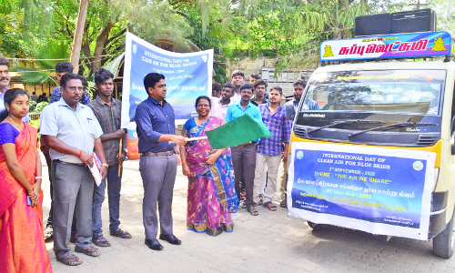 நெல்லையில் தூய காற்றின் அவசியம் குறித்த விழிப்புணர்வு பிரசார வாகனம்-கலெக்டர் விஷ்ணு தொடங்கி வைத்தார்