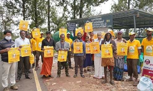 ஓவேலி பேரூராட்சியில்   தூய்மை நகரங்களுக்கான விழிப்புணர்வு