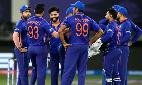 டி20 உலகக் கோப்பை கிரிக்கெட்- இந்திய அணி அறிவிப்பு:  பும்ரா, அஸ்வின் இடம் பெற்றனர்