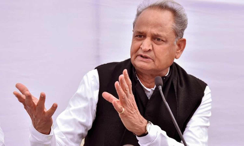 அமித்ஷா அணிந்துள்ள மப்ளரின் விலை ரூ.80 ஆயிரம்: அசோக் கெலாட் குற்றச்சாட்டு