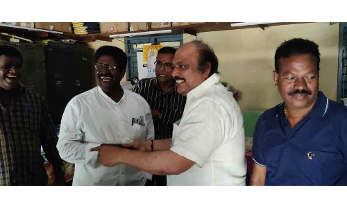 குடியிருப்பு பகுதிகளுக்கு தடையில்லா சான்றிதழ்  -கென்னடி எம்.எல்.ஏ. வலியுறுத்தல்