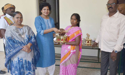 மக்கள் குறைதீர்க்கும் நாள் கூட்டம்