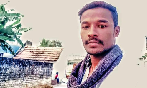 சங்கராபுரம் அருகே டிராக்டர் டிப்பர் மீது மோட்டார் சைக்கிள் மோதி வாலிபர் பலி