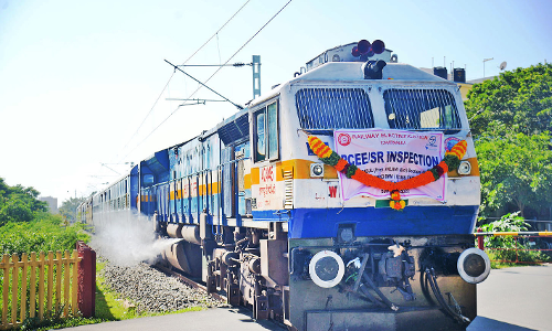 திண்டுக்கல் - பழனி இடையே புதிய மின்மயப் பாதையில் இன்று ரெயில் சோதனை ஓட்டம்