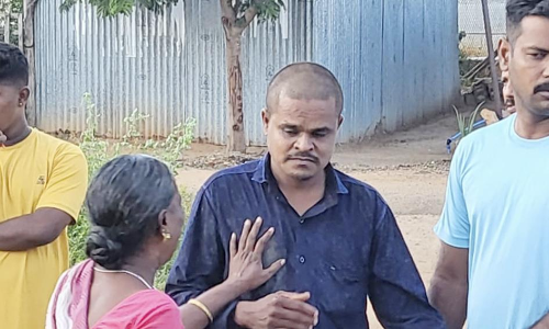 அதிகாலை நேரத்தில் தொழிலாளி வீட்டிற்குள் புகுந்த மர்ம நபர்