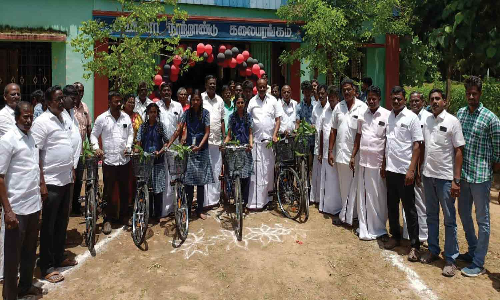 441 மாணவ மாணவிகளுக்கு இலவச சைக்கிள்