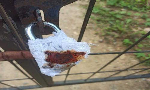 குலசேகரம் அருகே அனுமதியின்றி செயல்பட்ட குவாரிக்கு சீல் வைப்பு