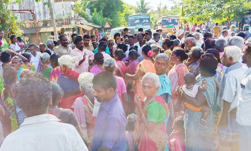 பொதுமக்கள் சாலை மறியல்