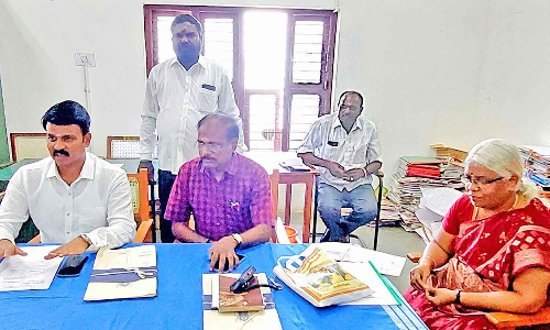 திருச்செந்தூர் சுப்பிரமணிய சுவாமி கோவிலில் பக்தர்கள் விரைவாக தரிசனம் செய்ய நடவடிக்கை எடுக்கப்படும் -  அறங்காவலர் குழு தலைவர்  அருள்முருகன் பேச்சு