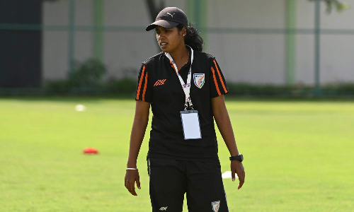 ஜூனியர் உலக கோப்பை மகளிர் கால்பந்து- தமிழகத்தின் நிவேதா துணை பயிற்சியாளராக நியமனம்