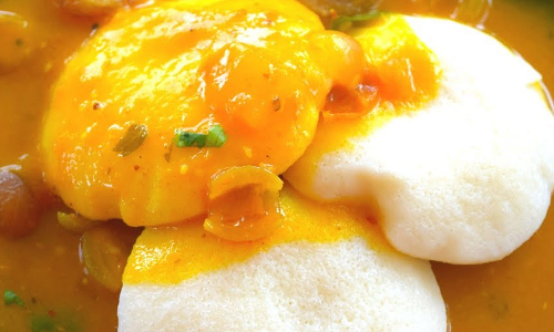 அத்தியாவசிய பொருட்கள் விலை உயர்வு எதிரொலி- இட்லி, தோசை, வடை விலை உயரும் அபாயம்