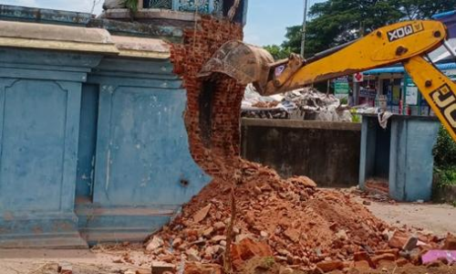 வள்ளலார் வணங்கி வழிபட்ட பழமையான விநாயகர் கோவில் இடிப்பு