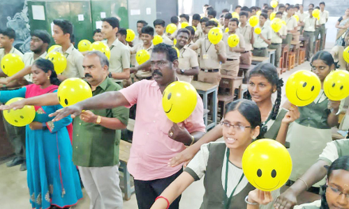 கோவில்பட்டி பள்ளியில் தற்கொலை தடுப்பு விழிப்புணர்வு நிகழ்ச்சி