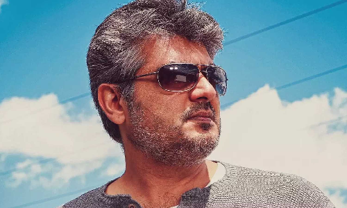 ஆன்மிக தரிசனத்தில் நடிகர் அஜித்.. ட்ரெண்டாகும் புகைப்படம்..