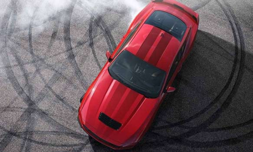 வி8 என்ஜின் மற்றும் மேனுவல் கியர்பாக்ஸ் உடன் புதிய போர்டு மஸ்டங் அறிமுகம்