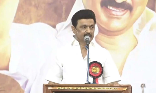 ஒற்றை மொழியான இந்தியை திணிப்பதை ஏற்க முடியாது- முப்பெரும் விழாவில் முழங்கிய மு.க.ஸ்டாலின்