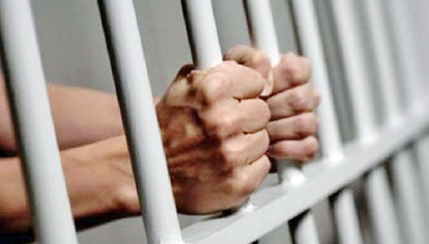 சிறுவனுக்கு பாலியல் தொல்லை; 2 மாணவர்கள் போக்சோவில் கைது