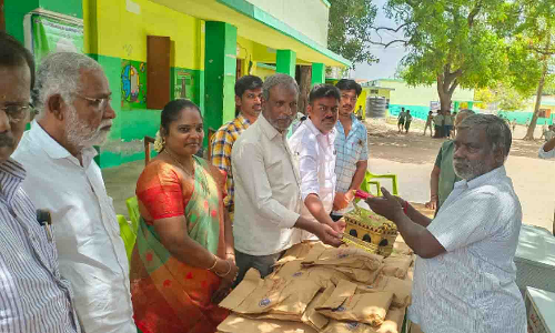 இந்திய யூனியன் முஸ்லிம் லீக் சார்பில் நலத்திட்ட உதவிகள் வழங்கும் நிகழ்ச்சி