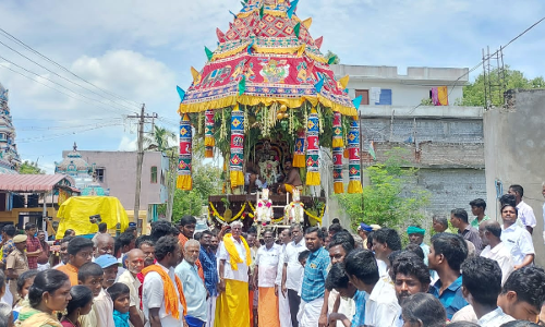 அகரம்சீகூர் மாரியம்மன் கோவில் தேரோட்டம்