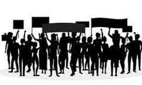 கல்லூரி மாணவர்கள் போராட்டம்