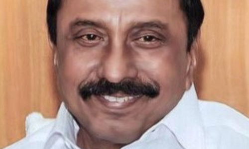 அ.தி.மு.க.வை தமிழ் மண்ணில் யாராலும் அசைக்க முடியாது